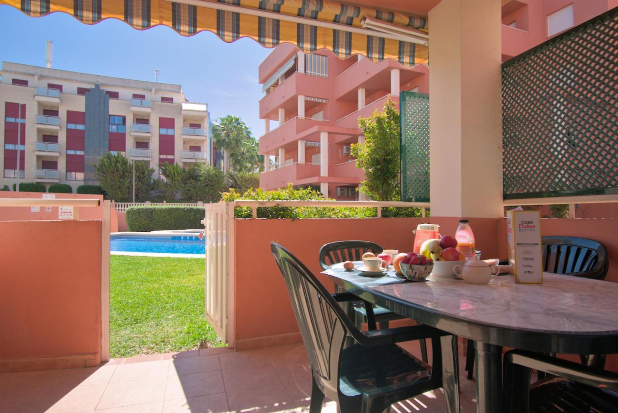 Castillo Playa By Edeal Homes Dénia Exterior foto